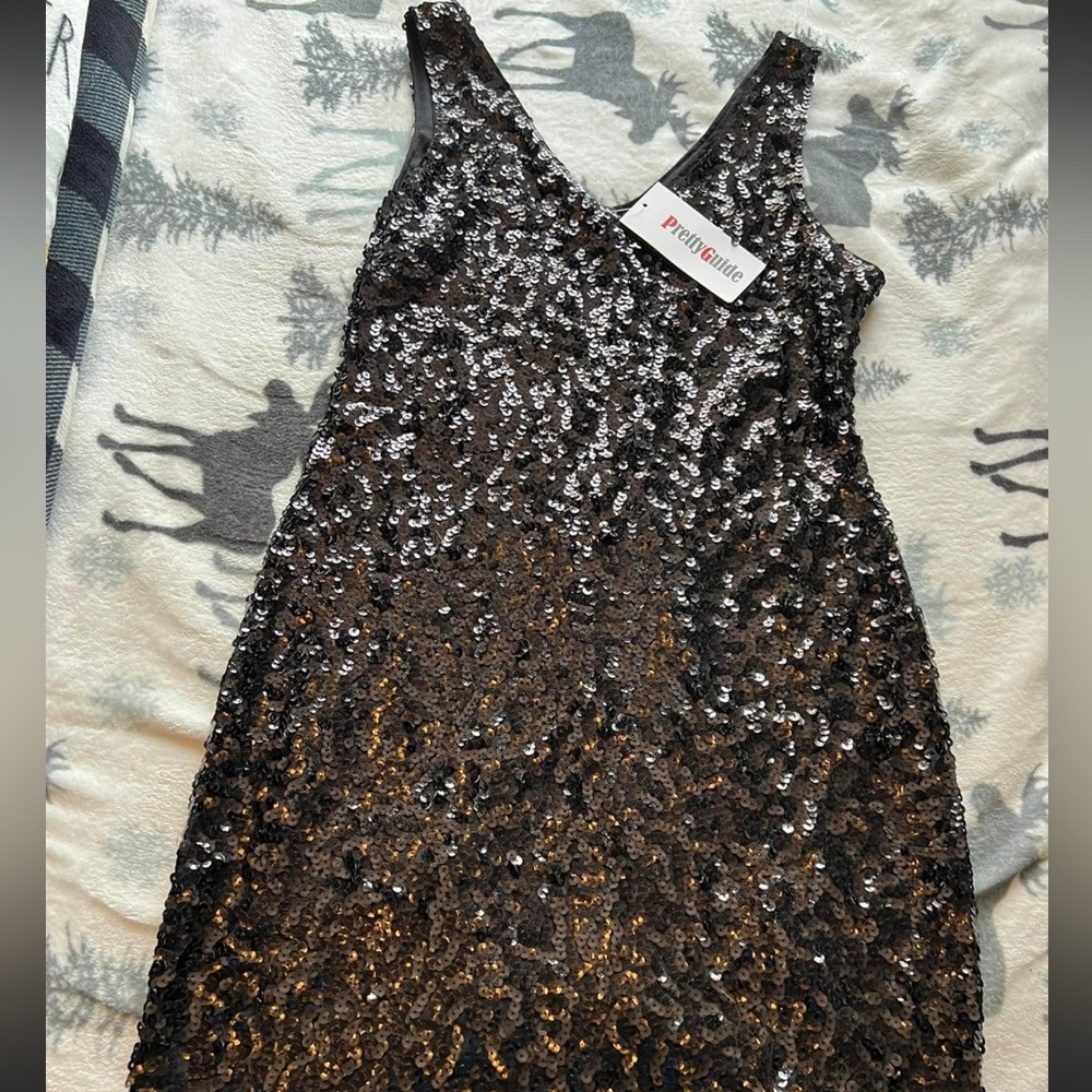 pretty guide black sequined dress